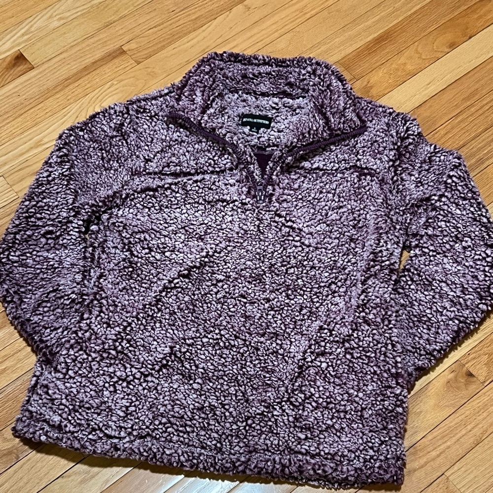 Zenana outfitters Sherpa 1/4 zip. Purple. Size L